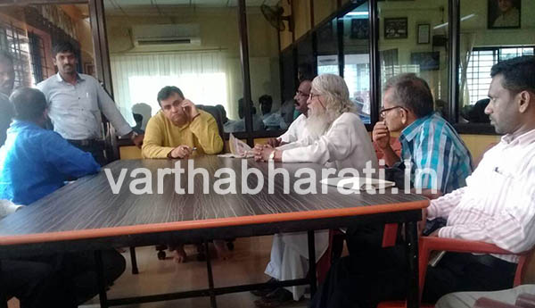 ಮೂವಾಡಿ ಕೊರಗರ ಮೇಲೆ ಹಲ್ಲೆ: ವಿವಿಧ ಸಂಘಟನೆಗಳಿಂದ ಸಚಿವರ ಭೇಟಿ; ಕ್ರಮಕ್ಕೆ ಆಗ್ರಹ